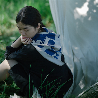 Chất lượng lụa tiết lộ: Sự khác biệt giữa lụa chất lượng cao và chất lượng thấp